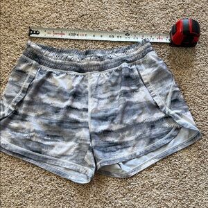 Athleta Women's Gray Marbled Running Shorts Size L